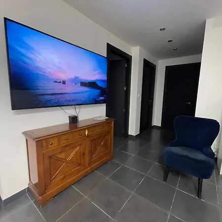 Soleil & Jardin Apartment